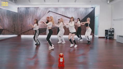 Weki Meki (위키미키) - Picky Picky Dance Practice Chorus mirrored - YouTube