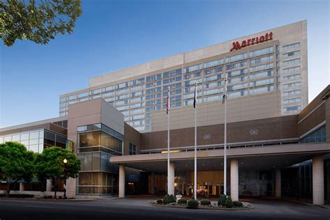 LOUISVILLE MARRIOTT DOWNTOWN: UPDATED 2024 Hotel Reviews, Price ...