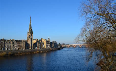 Tour Scotland: Tour Scotland Photographs River Tay Perth Perthshire ...