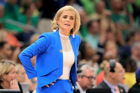 Kim Mulkey leaves Baylor for LSU - WQKT 104.5 the River | Wooster Ohio