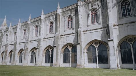 Traditional Portuguese architecture - Free Stock Video Footage | Coverr