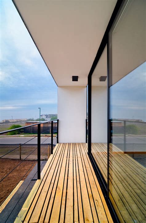 SIP Panel House by Alejandro Soffia & Gabriel Rudolphy - Design Milk