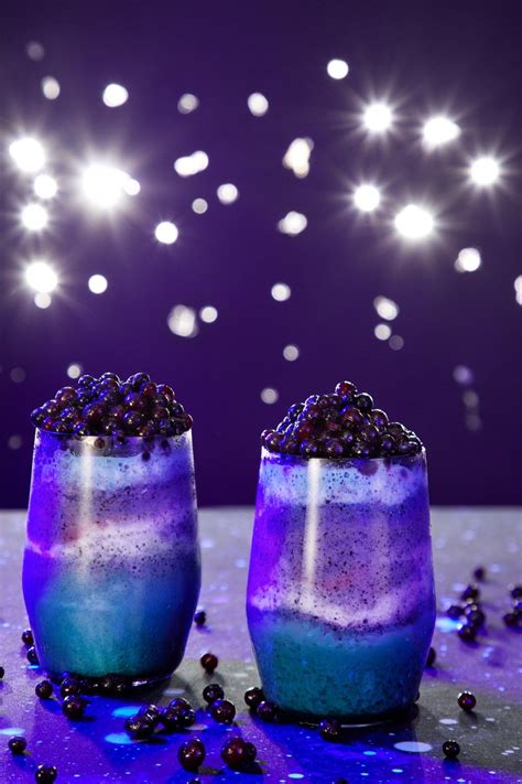 How To Throw A Space-Themed Party | Space food, Galaxy desserts, Party ...