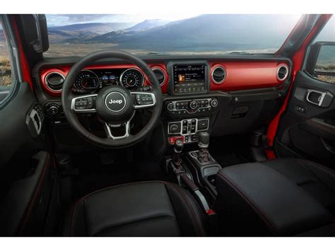 2023 Jeep Gladiator: 120 Interior Photos | U.S. News