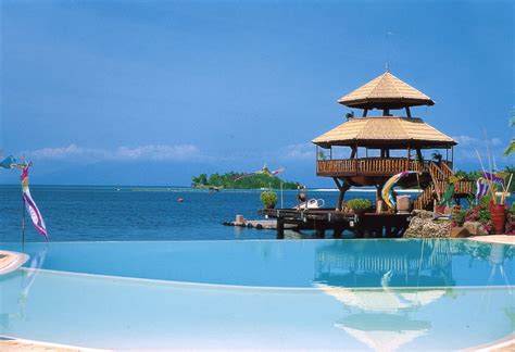 GLORIOUS BEACHES IN THE PHILIPPINES: PEARL FARM BEACH IN DAVAO CITY