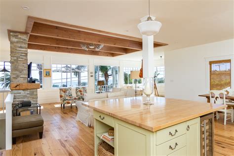 Summerland Vacation Rental | Upmarket Photo