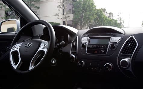 Hyundai Tucson 2010 Interior Photos | Cabinets Matttroy