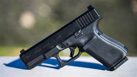 Glock 19 Gen 5 Review: Navy SEAL's 5,000+ Round Report