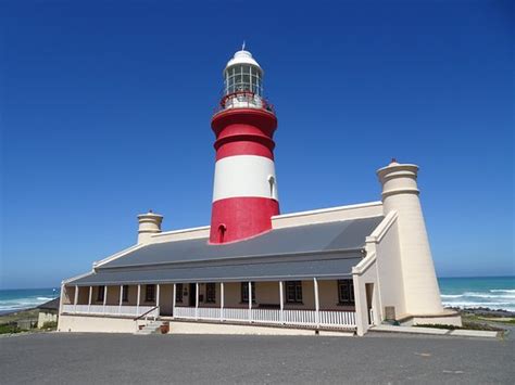 Cape Agulhas Lighthouse (L'Agulhas) - 2021 All You Need to Know BEFORE ...