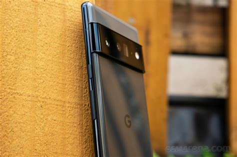 Google Pixel Review: Premium Value With Hit-or-miss, 53% OFF