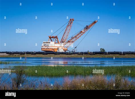 The drag-line scoop "Big Lou" at an open pit coal mine near Estevan ...