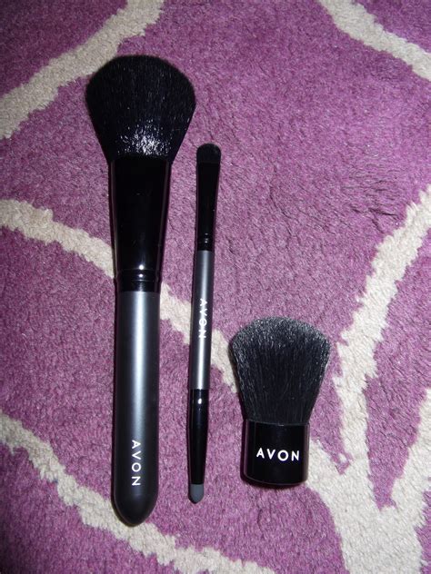 Beauty Basics | Avon makeup brushes | The Simple View