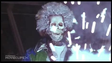 Home Alone 2: Lost In New York (1992) Marv Gets Electrocuted - YouTube