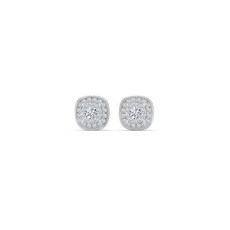 Buy Classic Diamond Stud Earrings Online | CaratLane