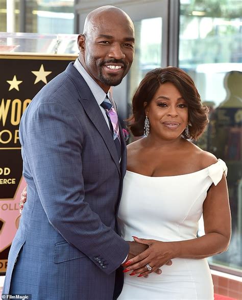 Niecy Nash officially files for divorce from Jay Tucker amid strain ...