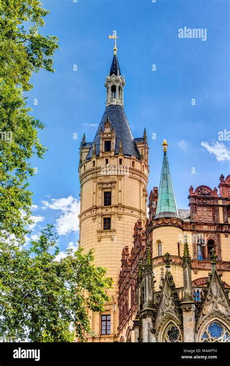 Schwerin Palace in romantic Historicism architecture style Stock Photo ...