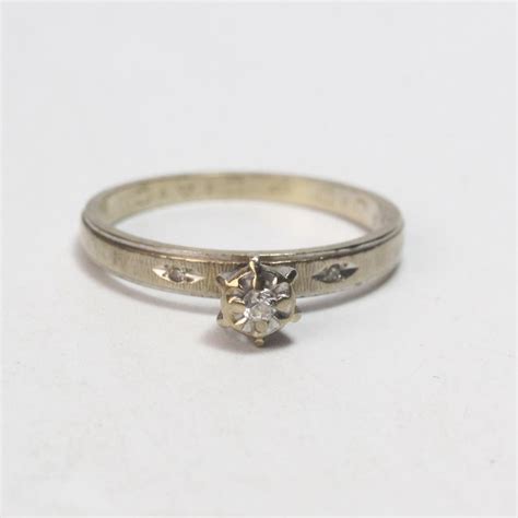 13k Gold 2.06g Diamond Ring | Property Room