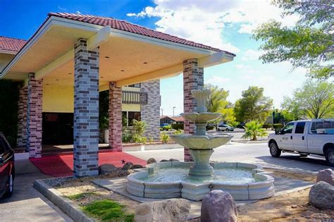 Rodeway Inn & Suites Ridgecrest, CA - See Discounts