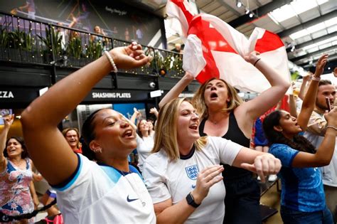 ‘Tears will flow’: England look to lift nation’s first World Cup since ...