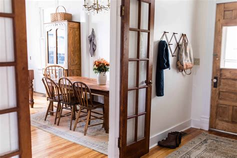 Farmhouse Entryway Makeover - Farmhouse on Boone