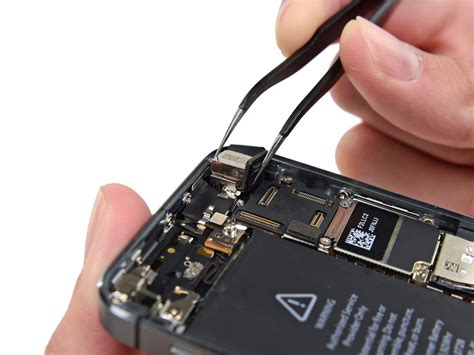 iPhone 5s Rear Facing Camera Replacement - iFixit Repair Guide