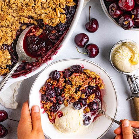 Cherry Crisp (with Frozen Cherries) [Easy] - Robust Recipes