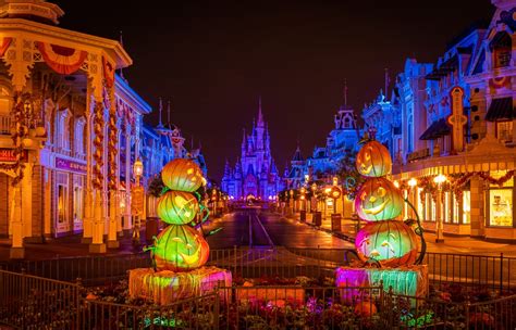 Fall Fun: Halloween Celebrations at Theme Parks – TITO – TRAVEL IN ...