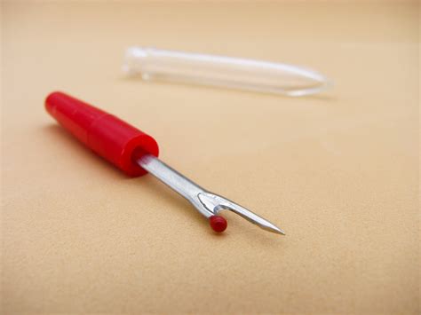 Best Seam Rippers for Sewing and Quilting