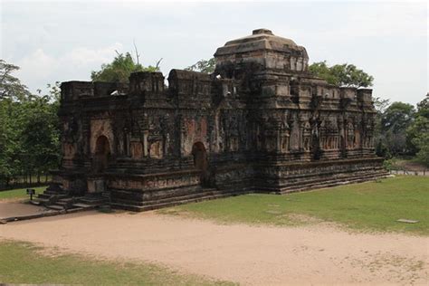 Polonnaruwa Temple | Antony Stanley | Flickr