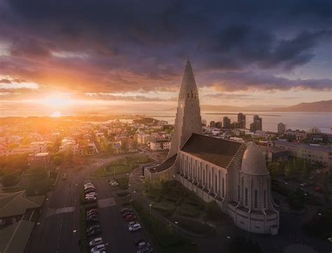 Midnight Sun in Iceland | Guide to Iceland