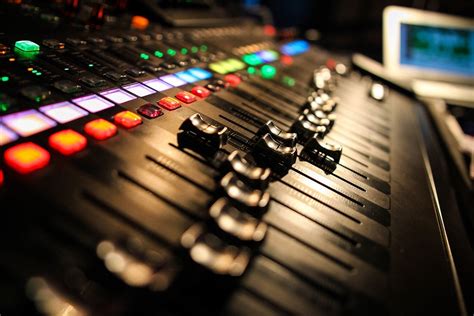 Top 5 STEM Jobs in the Music Industry - STEMJobs