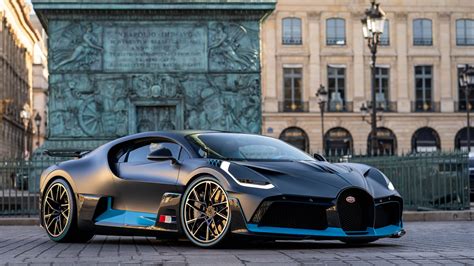 Bugatti Divo in Paris 4K Wallpaper - HD Car Wallpapers #11339