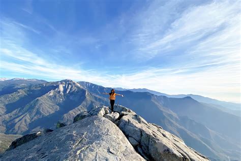 Moro Rock Trail💙 This was my first time visiting Sequoia National Park ...