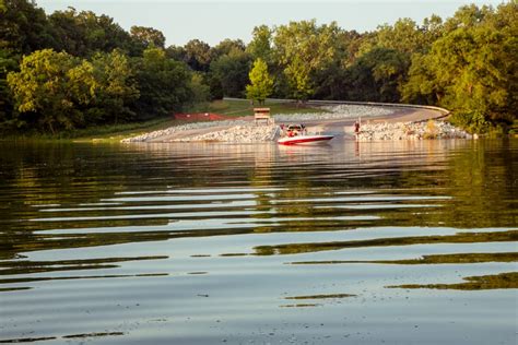 Get Wet and Wild in Central, IL by Camping at Lake Shelbyville