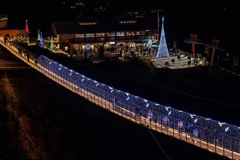 Gatlinburg SkyLift Park Transforms For Christmas With 'Lights Over ...