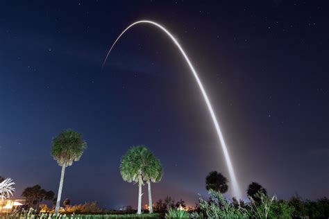 Green leaf plant, SpaceX, rocket, photography, long exposure HD ...