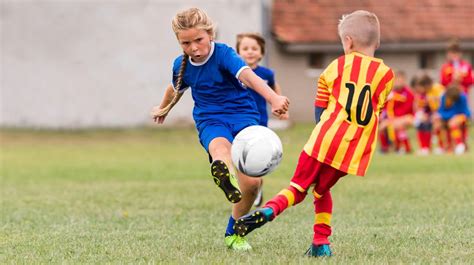 «Jugar al fútbol ya no es tan difícil para las niñas»