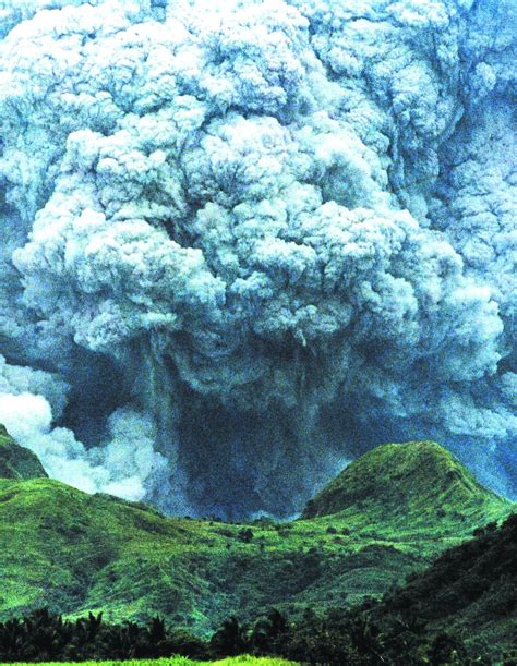 Mt Pinatubo 1991 - Volcanoes and Earthquakes: MED