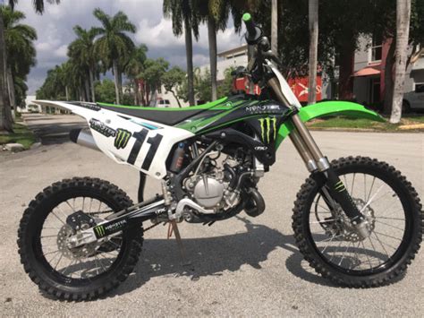 2014 KAWASAKI KX100 DIRT BIKE IN EXCELLENT CONDITION