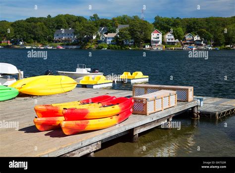 Lake Quinsigamond dock at Regatta Point, Quinsigamond State Park ...