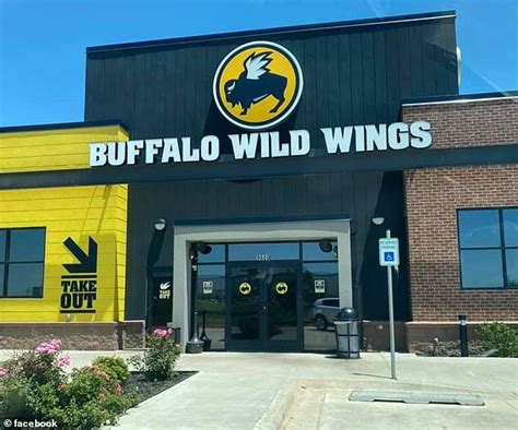 Buffalo Wild Wings ADMITS boneless wings are not wings in response to ...