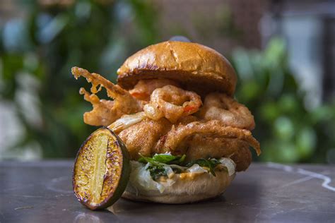 SOFT SHELL CRAB SANDWICH SPECIAL! - Beef and Liberty