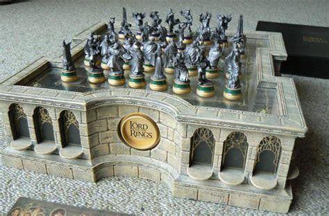 The Lord of the Rings Chess Set #AllThingsChess | Chess set, Chess set ...