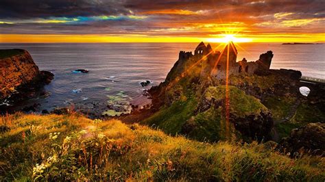 Dunluce-Castle-Sunset