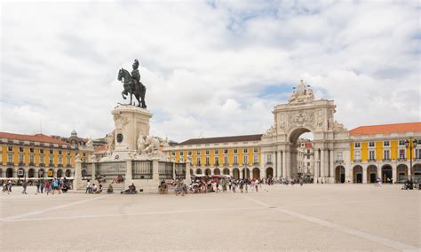 Things To Do Near Lisbon Aquarium - Aquarium Views