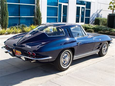 1963 Corvette Stingray Split Window Coupe - The Big Picture