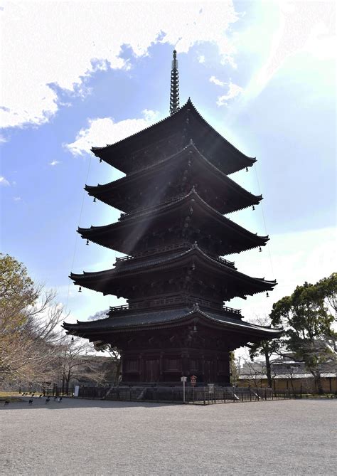 Toji Temple's Five-Story Pagoda (Illustration) - World History Encyclopedia