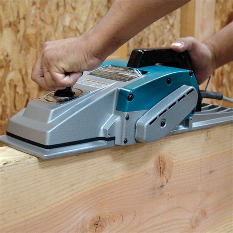 How to Choose the Best Handheld Electric Planer - Dengarden