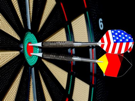 How to Hold a Dart #dart #howto #dartsavvy #sports | Hold on, Life ...