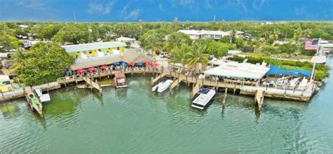 Best restaurant I’ve been to in the Keys - Review of Snappers ...